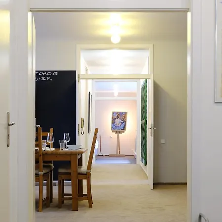 Vida Prostorny 220 M2 3br S Krbem A Zahradou, Idealni Pro Rodiny Appartement Praag