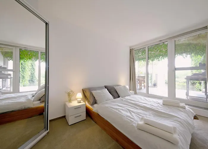Vida Prostorný 220 M2 3br S Krbem A Zahradou, Ideální Pro Rodiny Praha