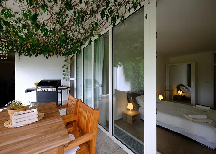 Vida Prostorný 220 M2 3br S Krbem A Zahradou, Ideální Pro Rodiny Praha